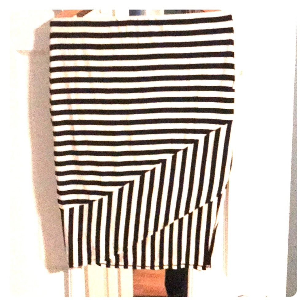 Skirt cream and black